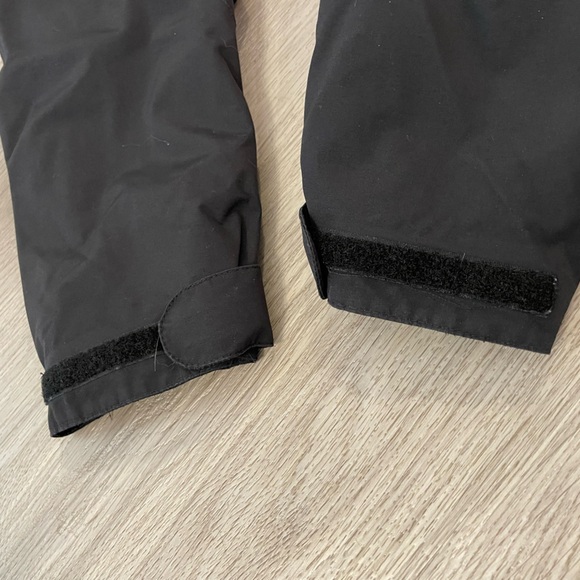 JACK WOLFSKIN Black Winter Snowboard Ski Jacket Belted. Size L - Picture 12 of 15